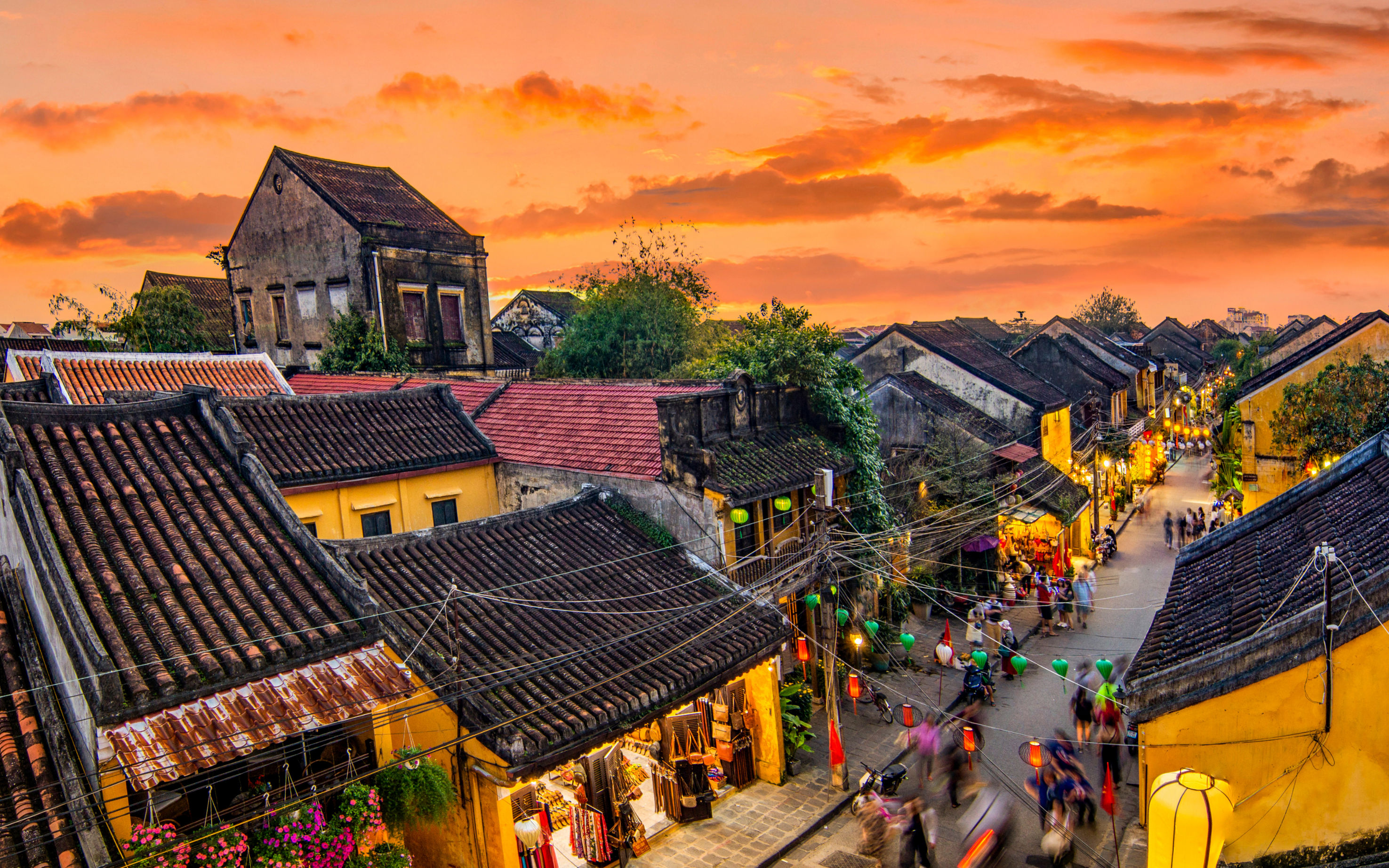 Da Nang to Hoi An Private Car Tour – Marble Mountains, Coconut Forest & Hoi An Ancient Town Full Day Trip 1.700.000vnd/car